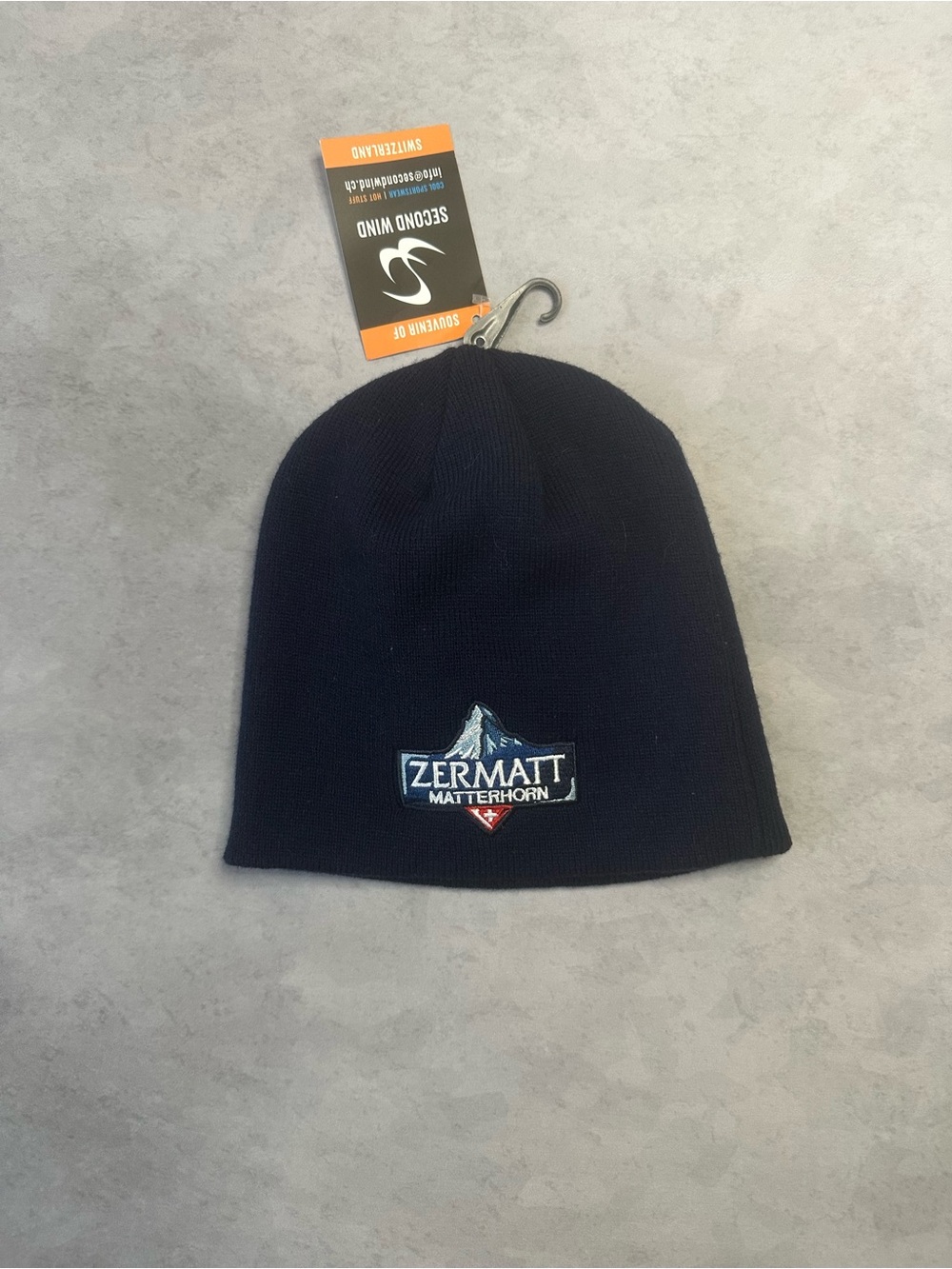 NWT Zermatt Matterhorn Embroidered Knit Beanie - Navy